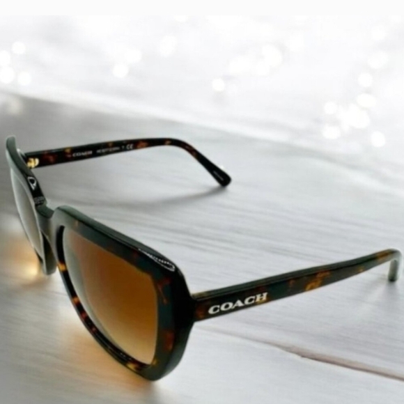 COACH Brown Sunglasses with Case. Tortoise Shell - Picture 2 of 11